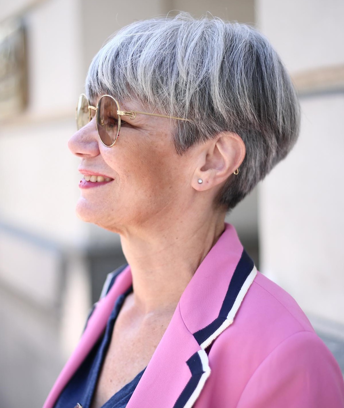 50 Refreshing Short Hairstyles for Women over 50 - Hair Adviser