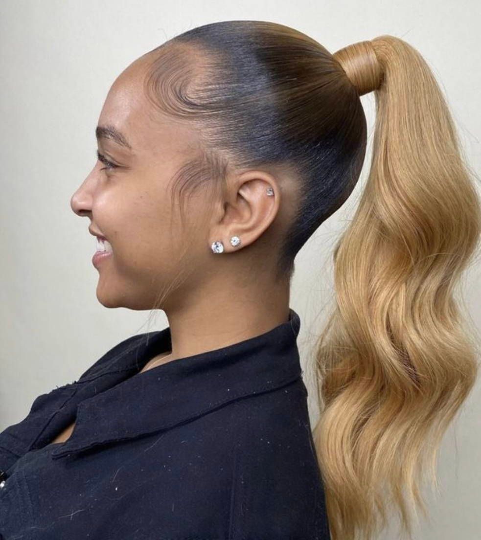 Wavy Blonde Ponytail With Two-Tone Color — Genie Ponytail
