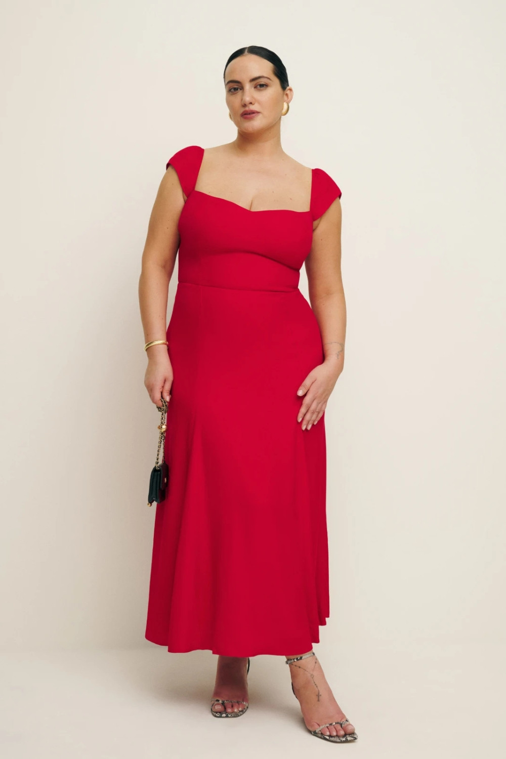 Vibrant Red Fit-and-Flare Midi Dress with Sweetheart Neckline — Dresses for Apple Shape