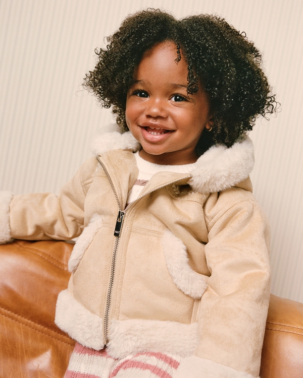 Denim Jacket, Graphic Tee, and Black Pants for a Fun Look Denim Jacket, Graphic Tee, and Black Pants for a Fun Look — Toddler Girl Outfits