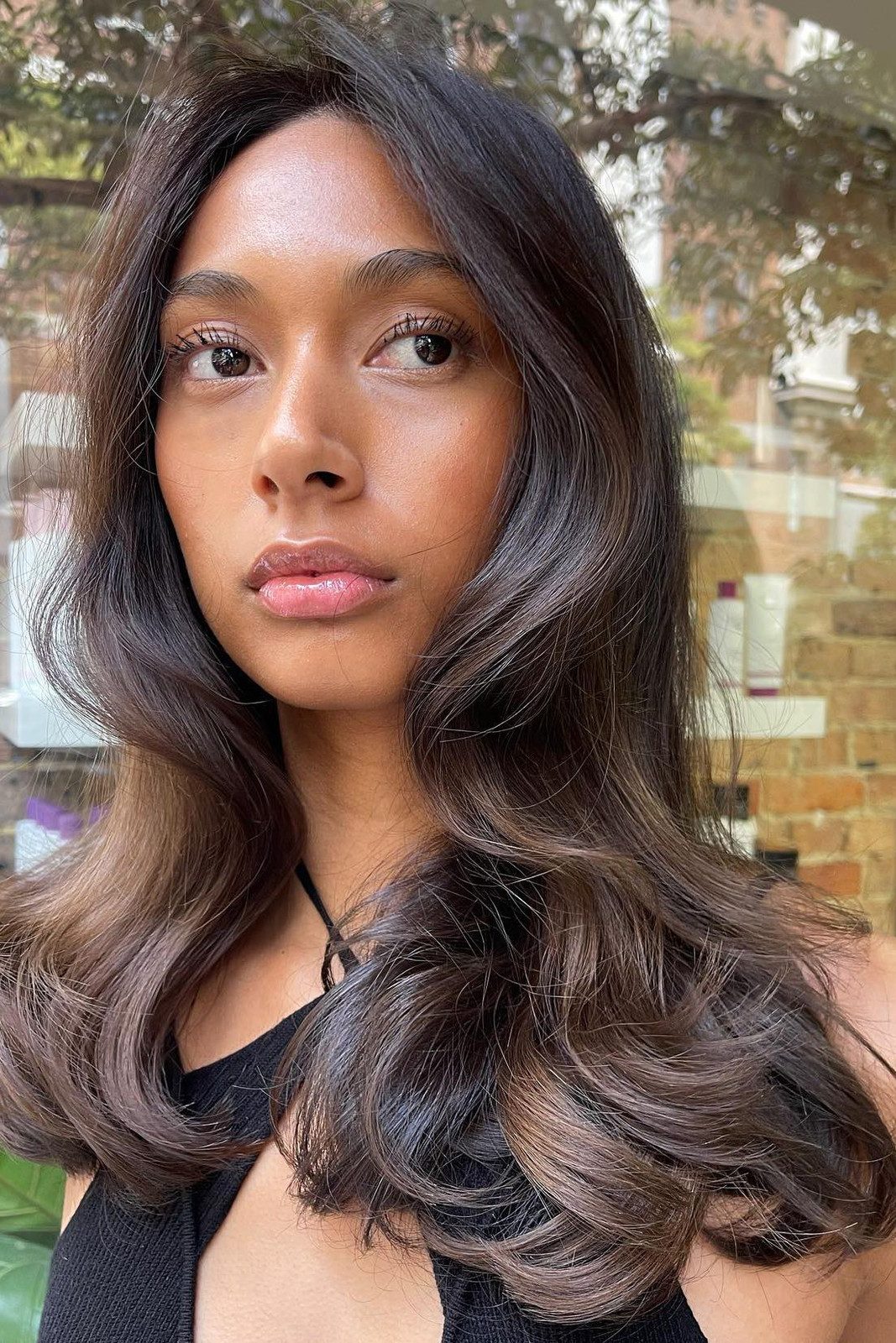 Collarbone Waves With Balayage Collarbone Waves With Balayage — Roller Set Hairstyles
