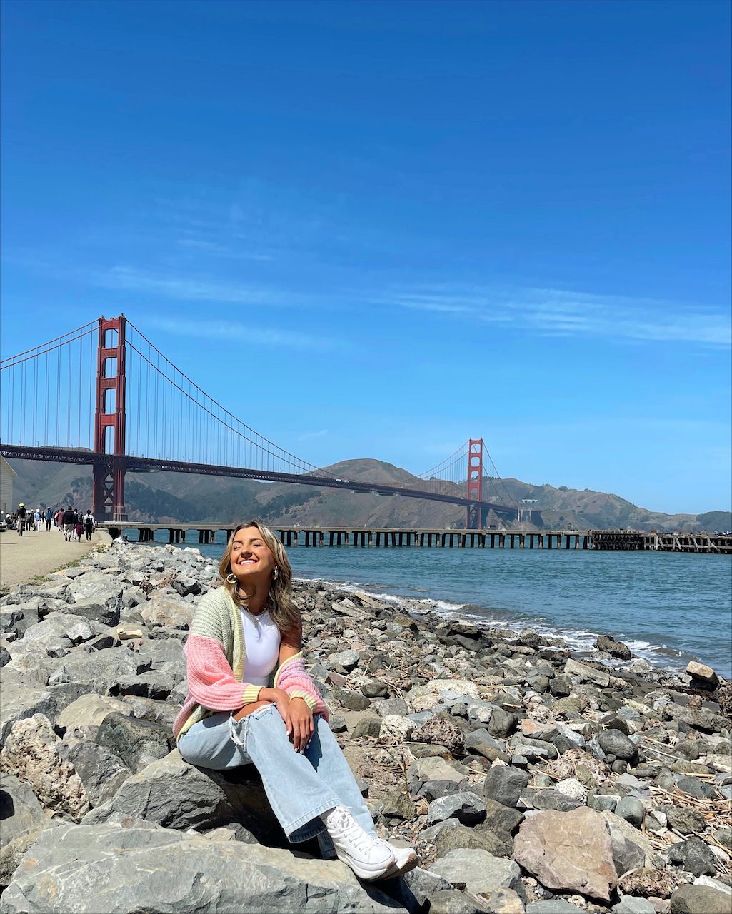 Colorblock Cardigan and High-Tops for a Relaxed Coastal Vibe — San Francisco Outfits