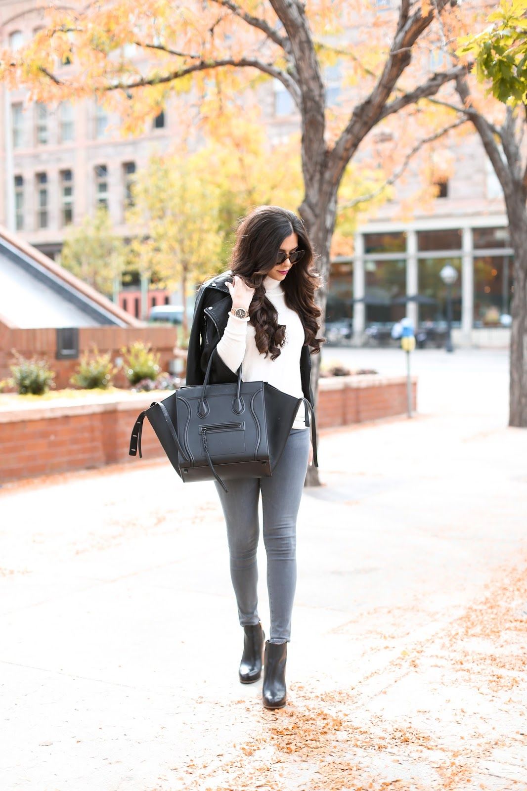 Monochromatic Base with Classic Leather Jacket Monochromatic Base with Classic Leather Jacket — Denver Outfits