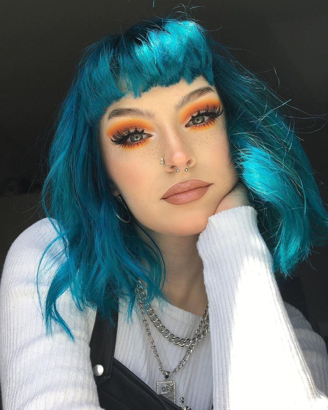 Fade & Cover Blue Hair Dye Tips | Arctic Fox - Dye For A Cause