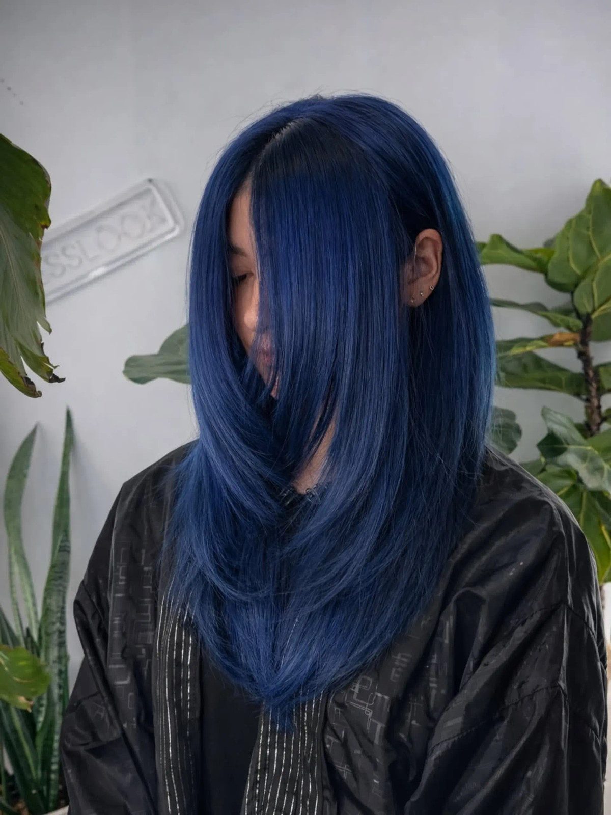 Collarbone Layered V-Cut Electric Blue — Dark Blue Hair