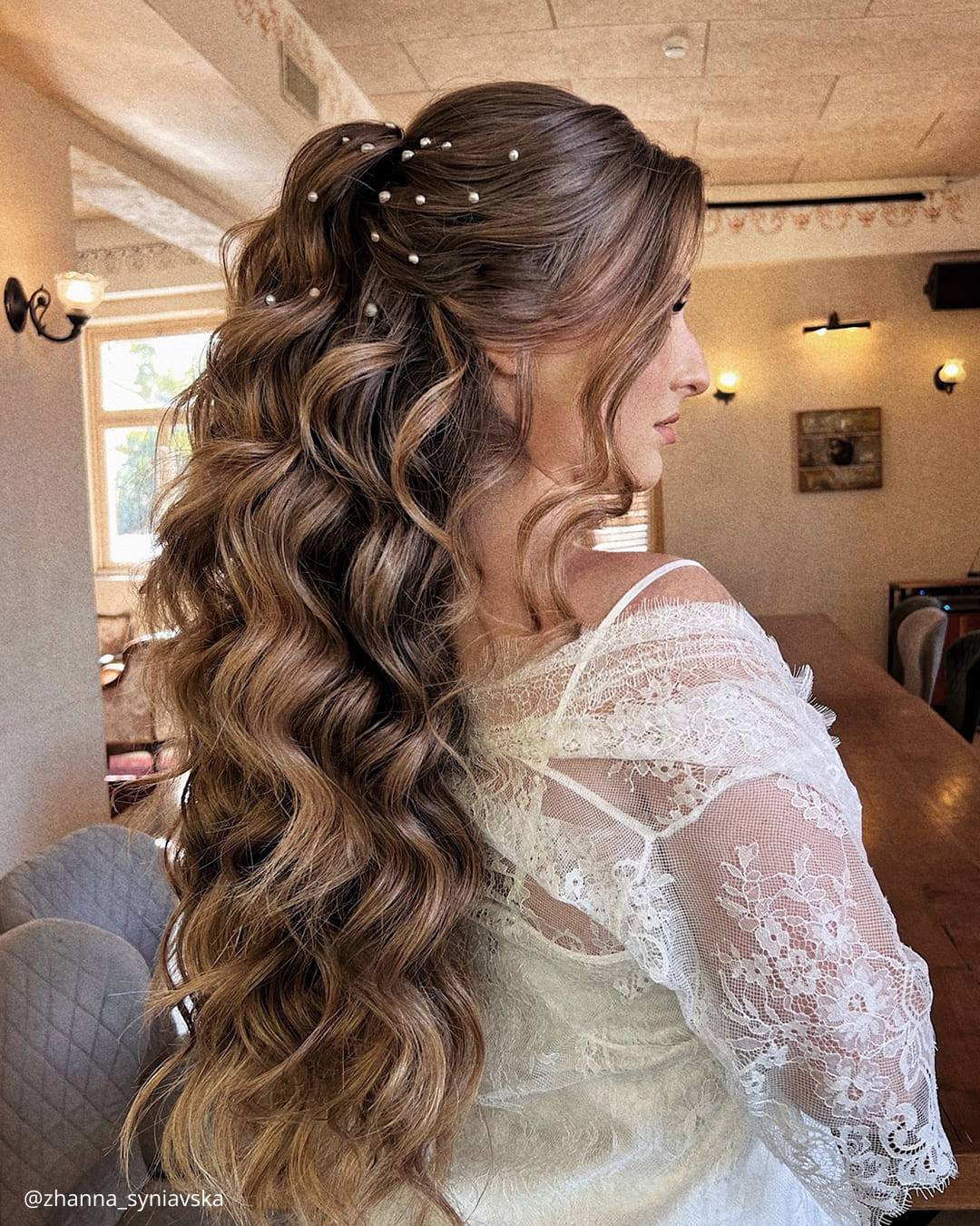 Beach Wedding Hairstyles: Relaxed Looks [2026 Guide & FAQs]