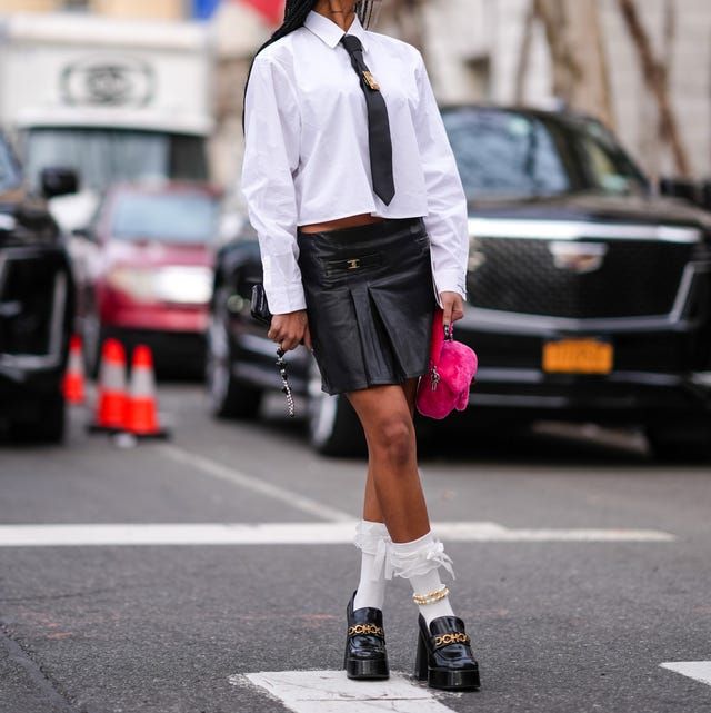 Preppy Pleats and Patent Loafers: A Street Style Statement Preppy Pleats and Patent Loafers: A Street Style Statement — Platform Loafers Outfits