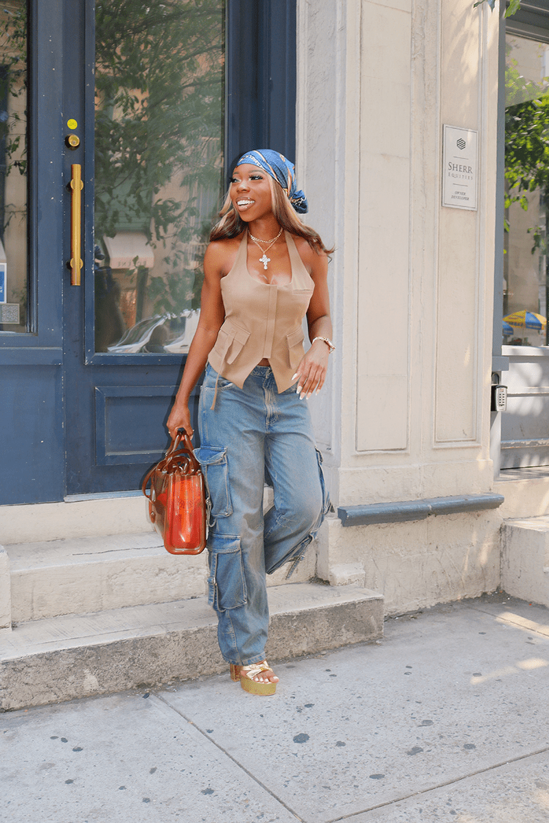 Halter Vest with Cargo Jeans and Platform Sandals Halter Vest with Cargo Jeans and Platform Sandals — Zara Outfits