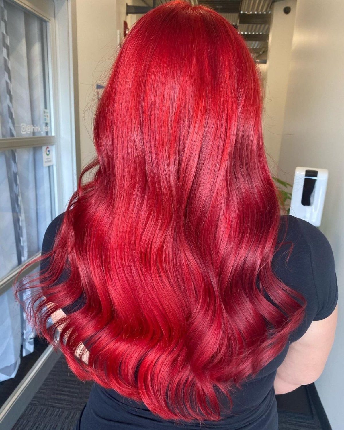 Vivid True Red Uniform Mid-Back — Bright Red Hair