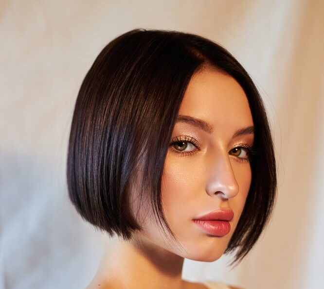 Blunt Bob With Blunt Fringe Blunt Bob With Blunt Fringe — Hairstyles for Receding Hairline Women