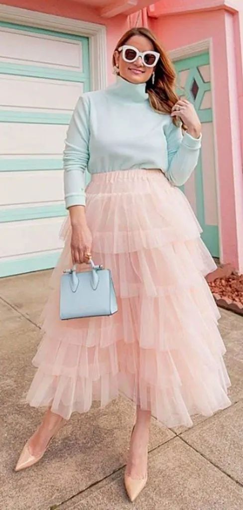 Polished Daytime Event: Pale Pink Tulle Skirt with a Turtleneck — Tulle Skirt Outfits