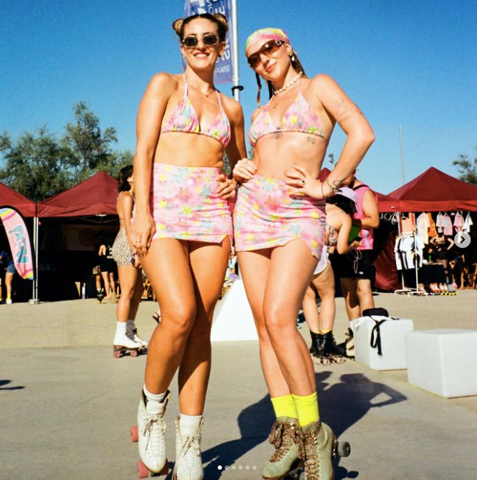 Matching Floral Bikinis and Mini Skirts for Outdoor Events — Roller Skating Outfits