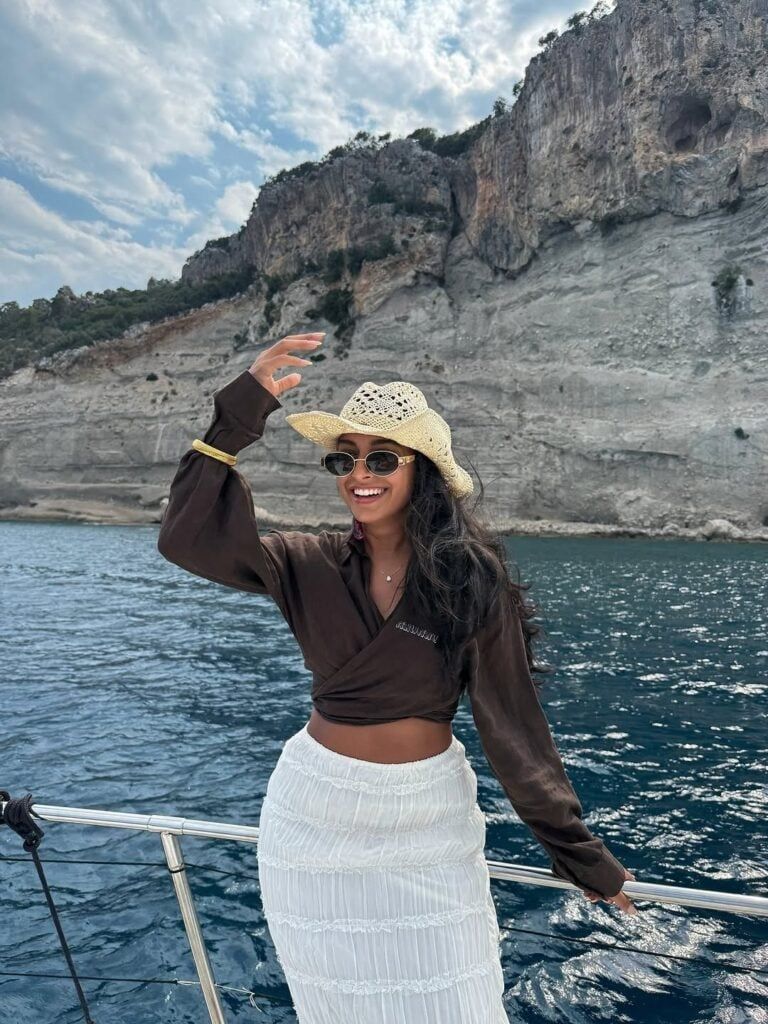 Brown Wrap Top and White Textured Skirt for a Chic Boat Excursion Brown Wrap Top and White Textured Skirt for a Chic Boat Excursion — Boat Outfits