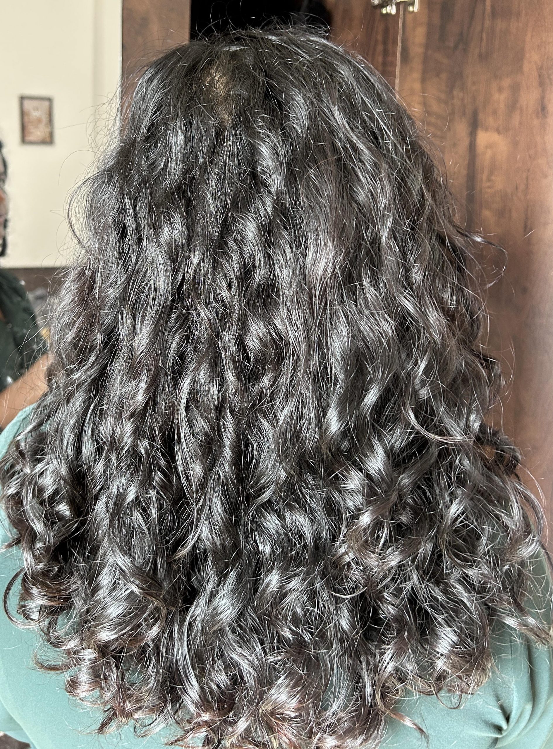 Back View Butterfly Layered Structure — Butterfly Haircut Curly Hair