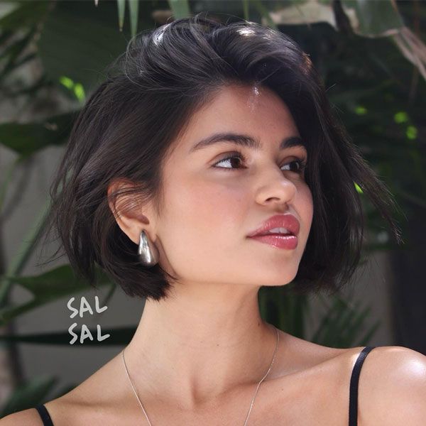 Angled Bob With Volume — Haircuts for Round Faces