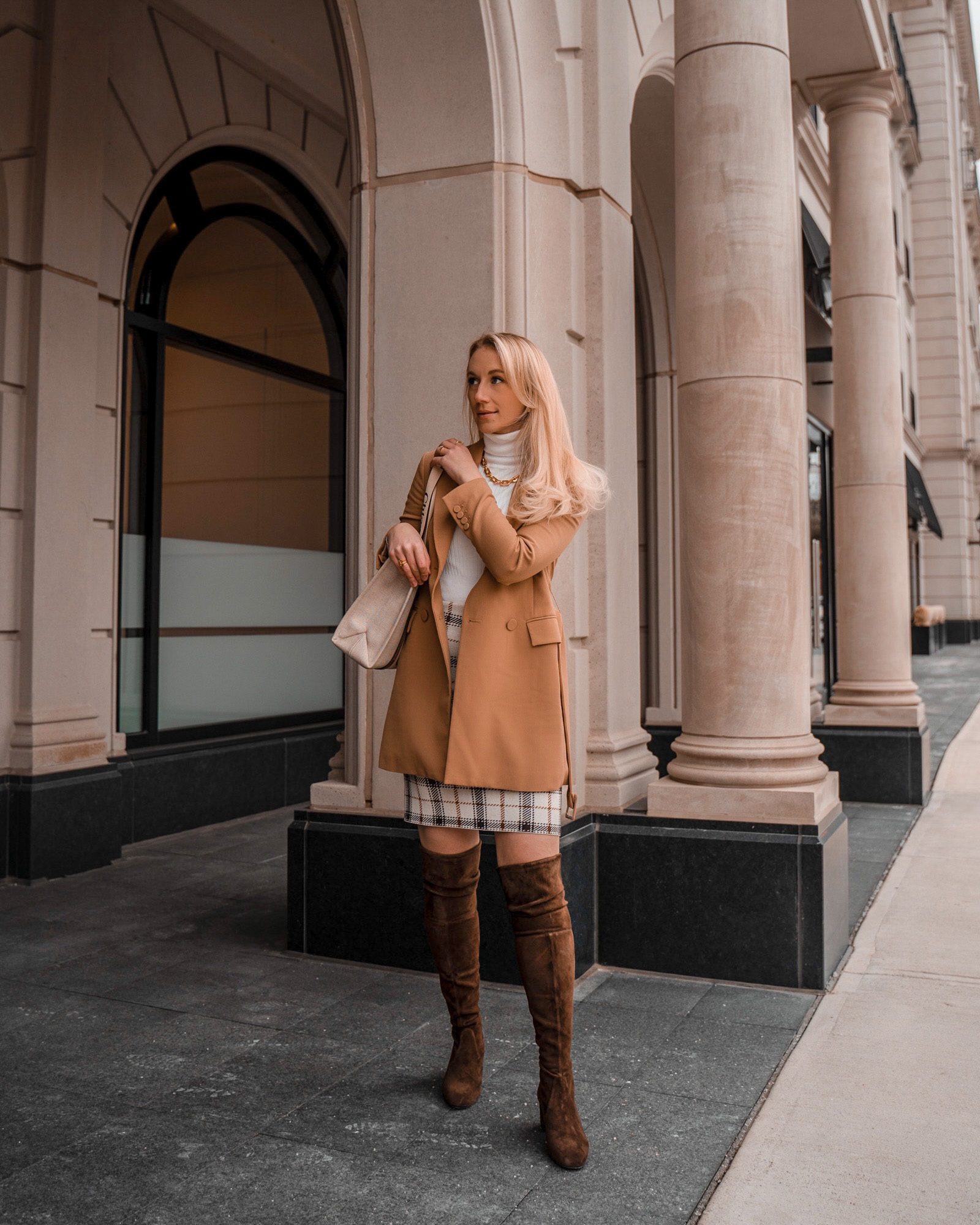 Plaid Mini Skirt with Camel Coat for Winter Plaid Mini Skirt with Camel Coat for Winter — Mini Skirts