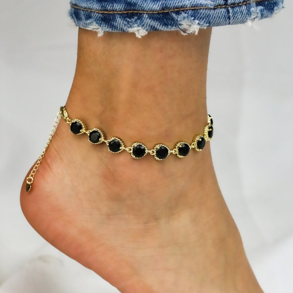 Gold Anklet with Black Stones and Denim Gold Anklet with Black Stones and Denim — Anklets Outfits