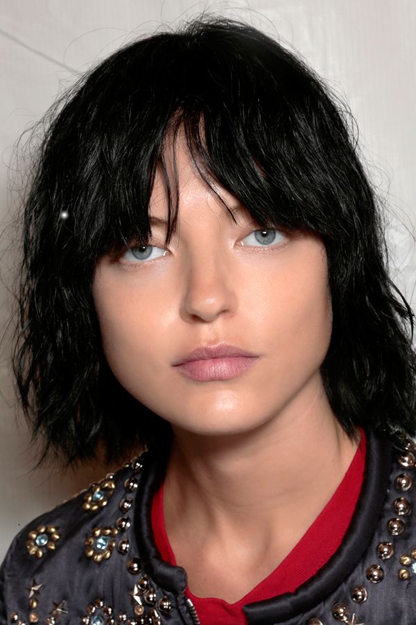 Collarbone-Length Visual Idea — Hairstyles for Heart Shaped Faces