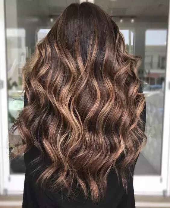Loose Waves Visual Idea — Balayage Curly Hair