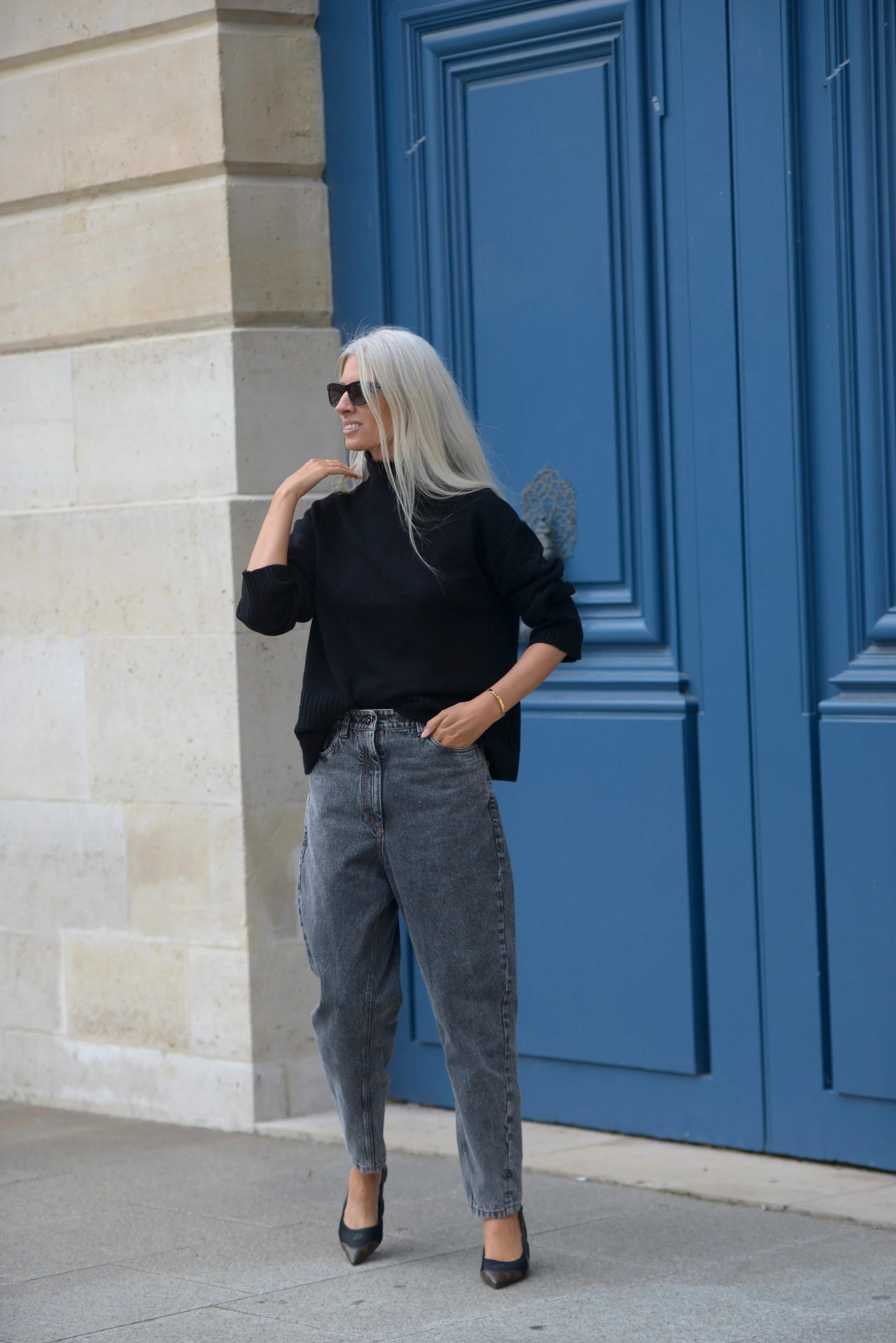How To Style Mom Jeans: 7 On-Trend Outfits + Designer Jeans | Bergdorf Goodman