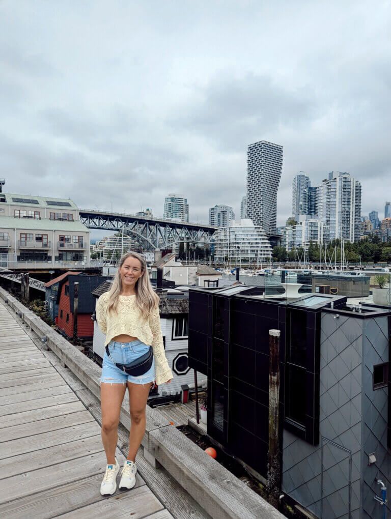 Vibrant Yellow Cropped Sweater for Daytime — Vancouver Outfits