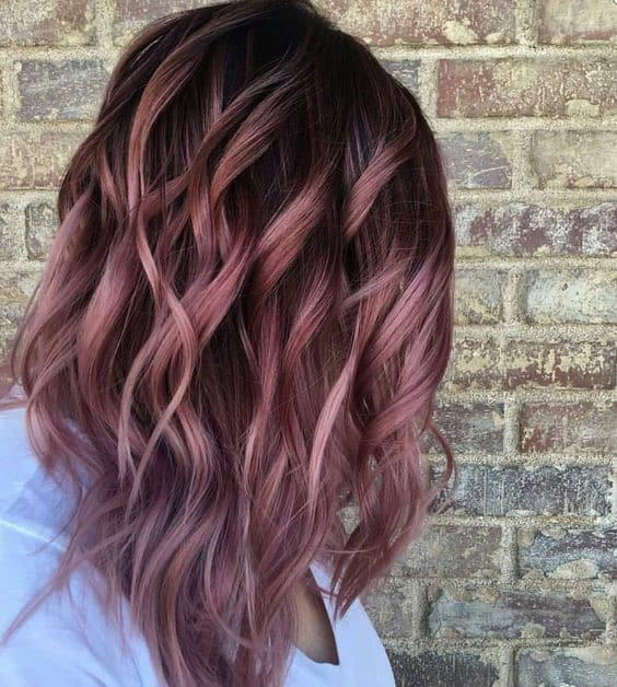 Collarbone Angled Bob With Rose Gold Roots Collarbone Angled Bob With Rose Gold Roots — Rose Gold Hair