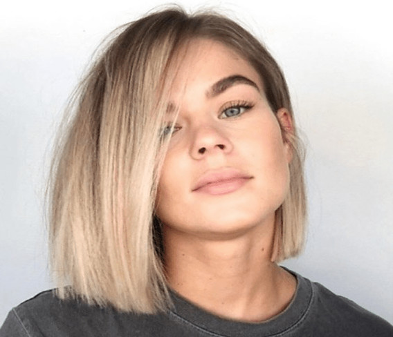 Asymmetrical Blonde Bob — Hairstyles for Growing Out a Bob