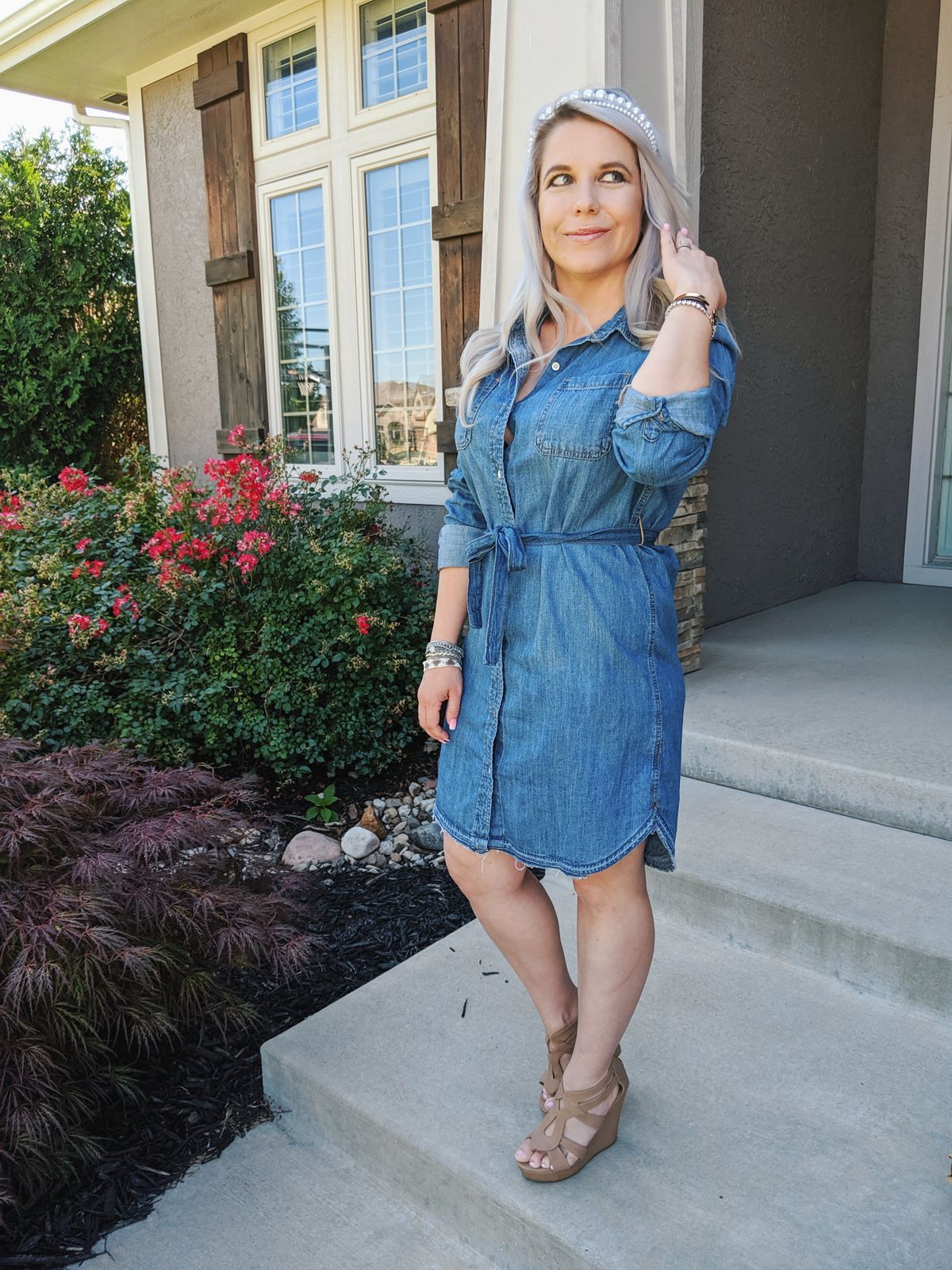 Belted Denim Shirt Dress with Wedge Sandals and Headband Belted Denim Shirt Dress with Wedge Sandals and Headband — Denim Dress Outfits