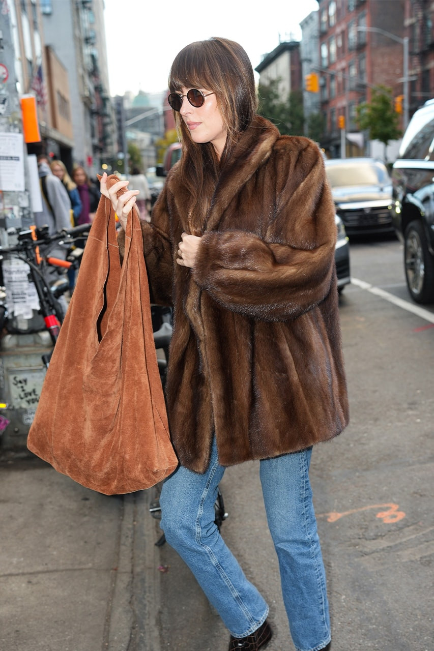 Slouchy Brown Suede Hobo Bag with Fur Coat and Denim — Hobo Bag Outfits