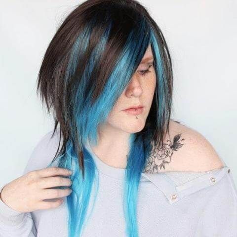 Asymmetrical Bob Blue Streaks — Emo Hair