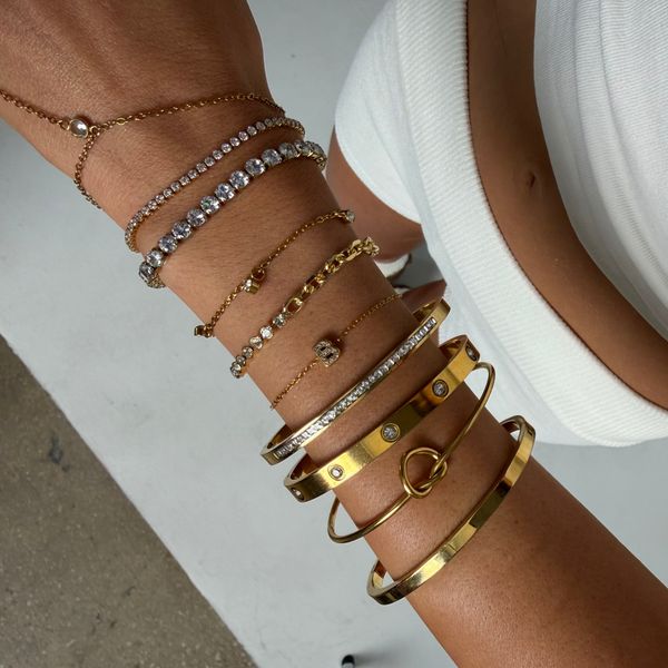 Knot Detail Gold Bangles for Chic Everyday — Bangle Stacks