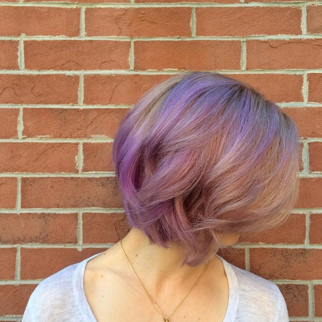 Wavy Bob with Pastel Purple Highlights Wavy Bob with Pastel Purple Highlights — Pastel Purple Hair