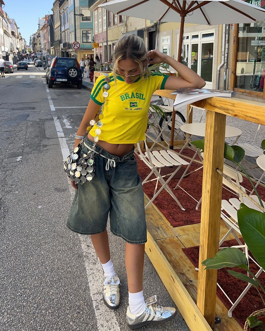 Cropped Football Tee with Denim Shorts Cropped Football Tee with Denim Shorts — Blokecore Outfits