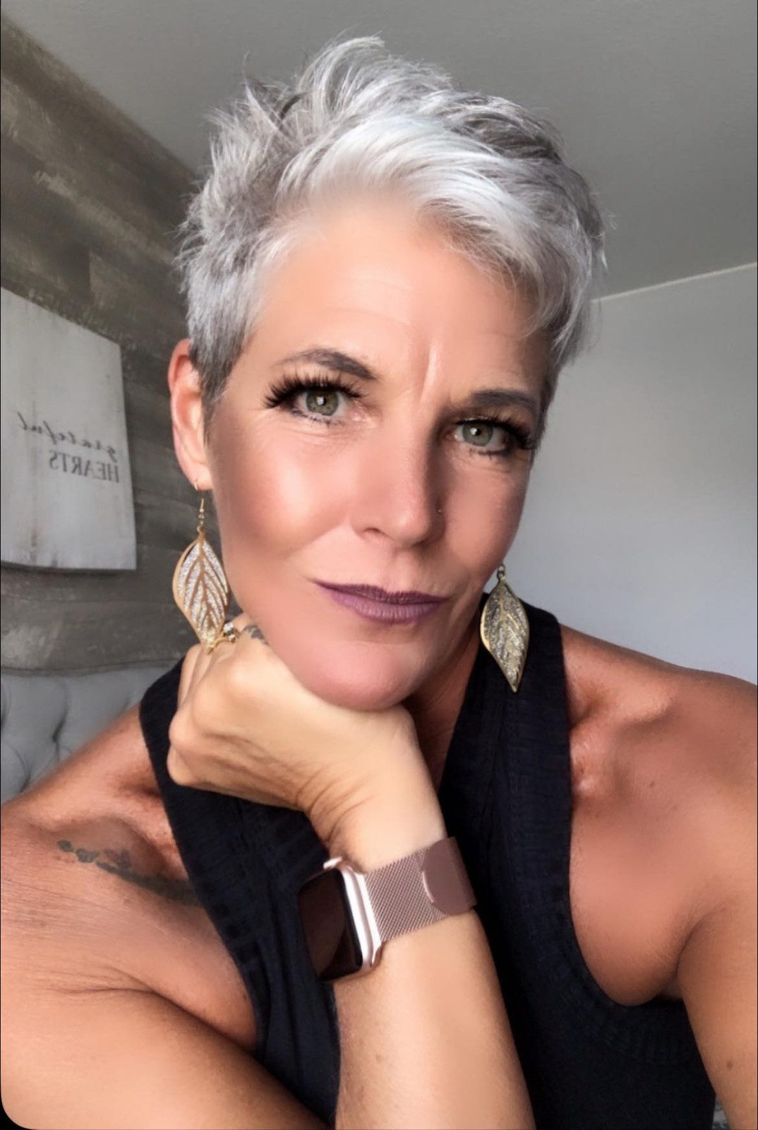 Textured Gray Pixie With Wavy Crown Textured Gray Pixie With Wavy Crown