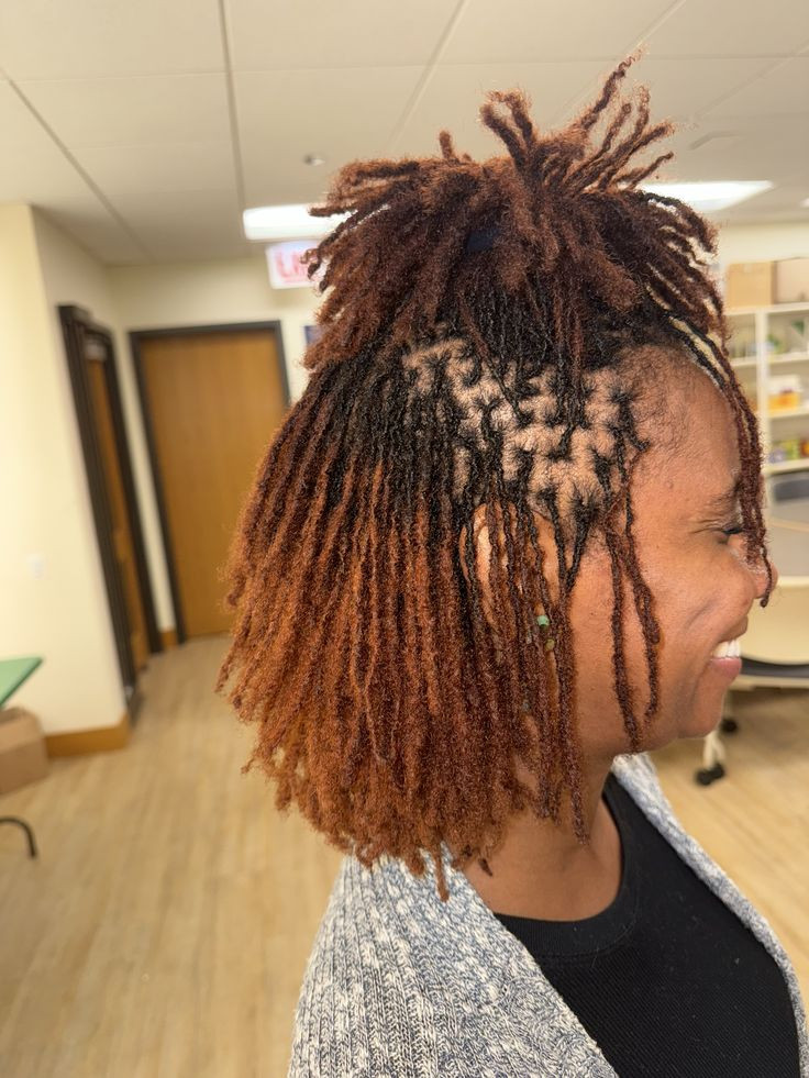 Collarbone Bob With Subtle Red Highlights Collarbone Bob With Subtle Red Highlights — Micro Locs Bob