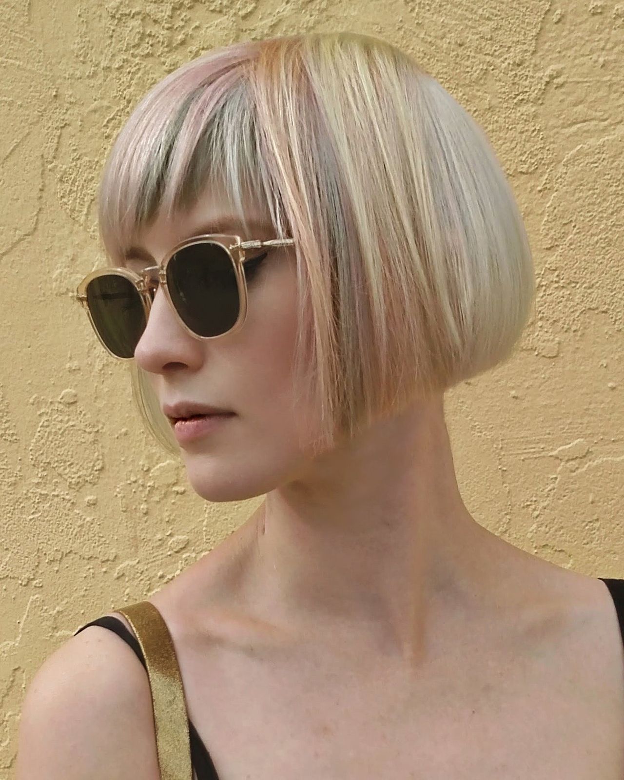 Platinum Bob With Pastel Streaks Platinum Bob With Pastel Streaks — Italian Bob