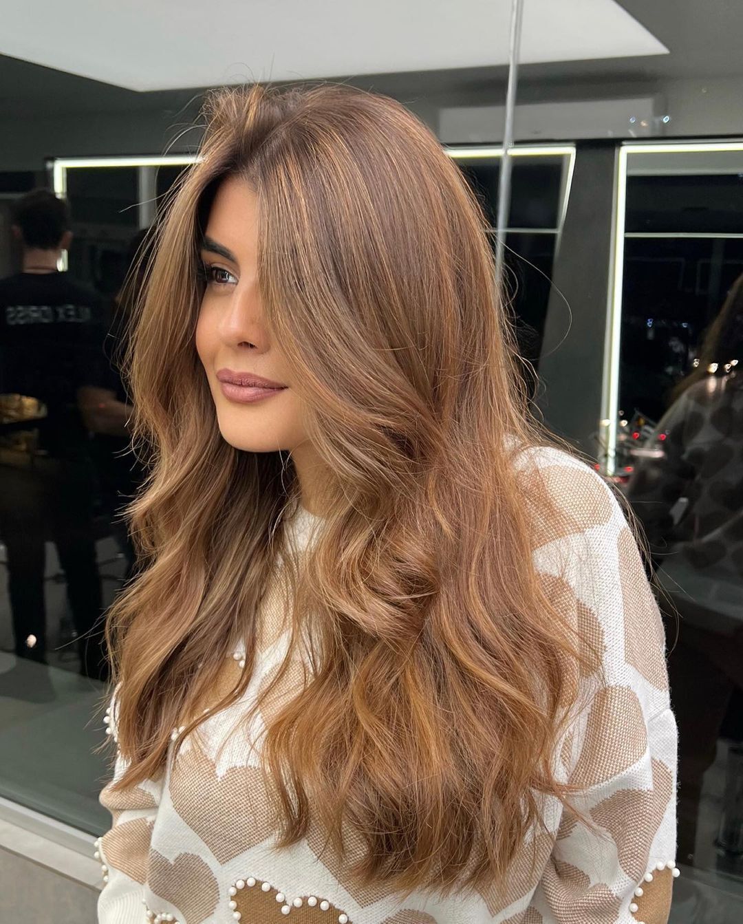 Shoulder-Length Shag With Wispy Bangs — Hairstyles for Big Forehead