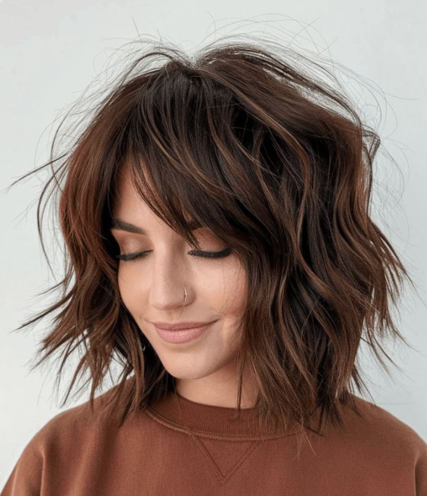 Collarbone Dark Brown Wavy Wolf Cut — Short Wolf Cut