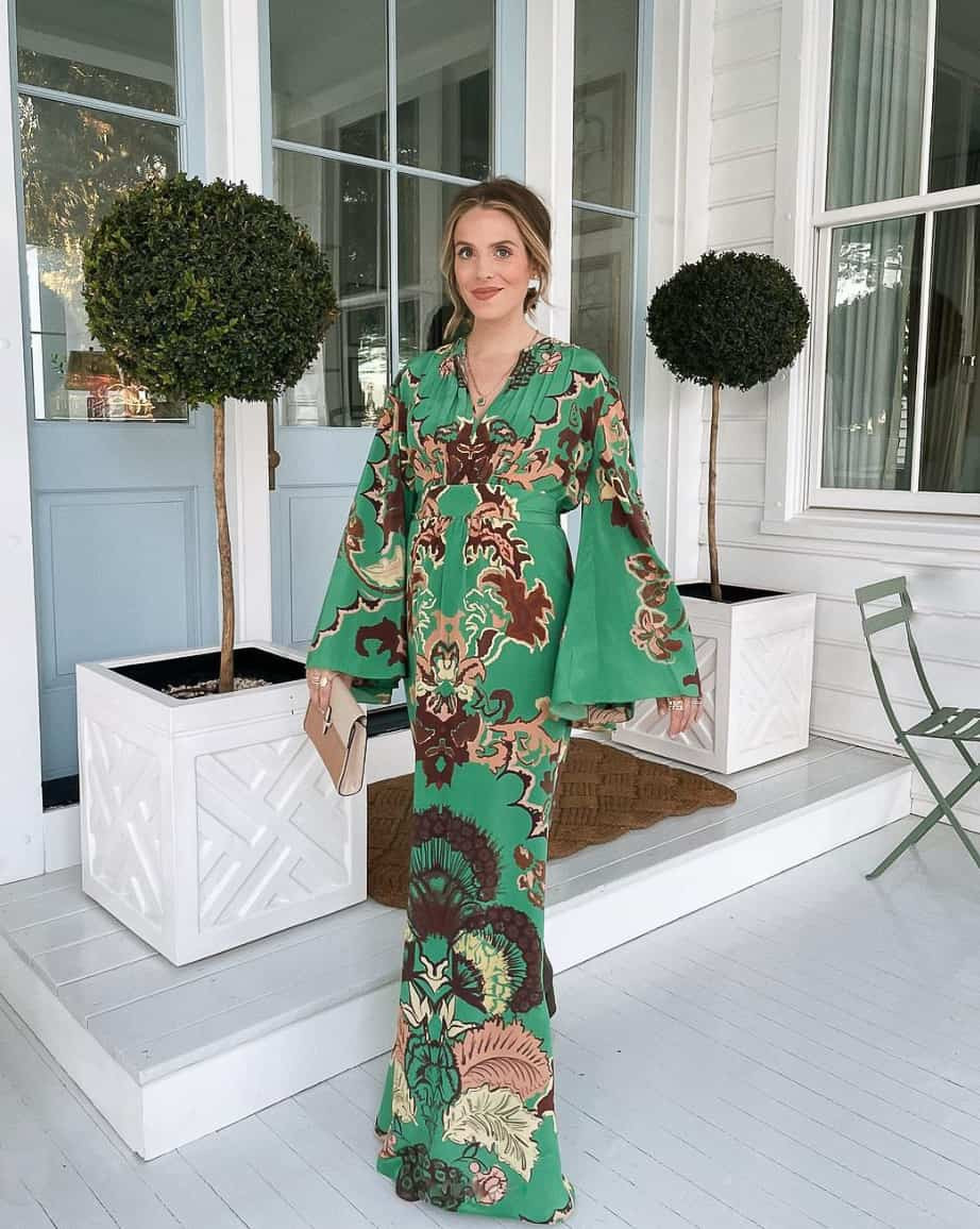 Long-Sleeve Green Printed Maxi Dress — Outfits for Broad Shoulders