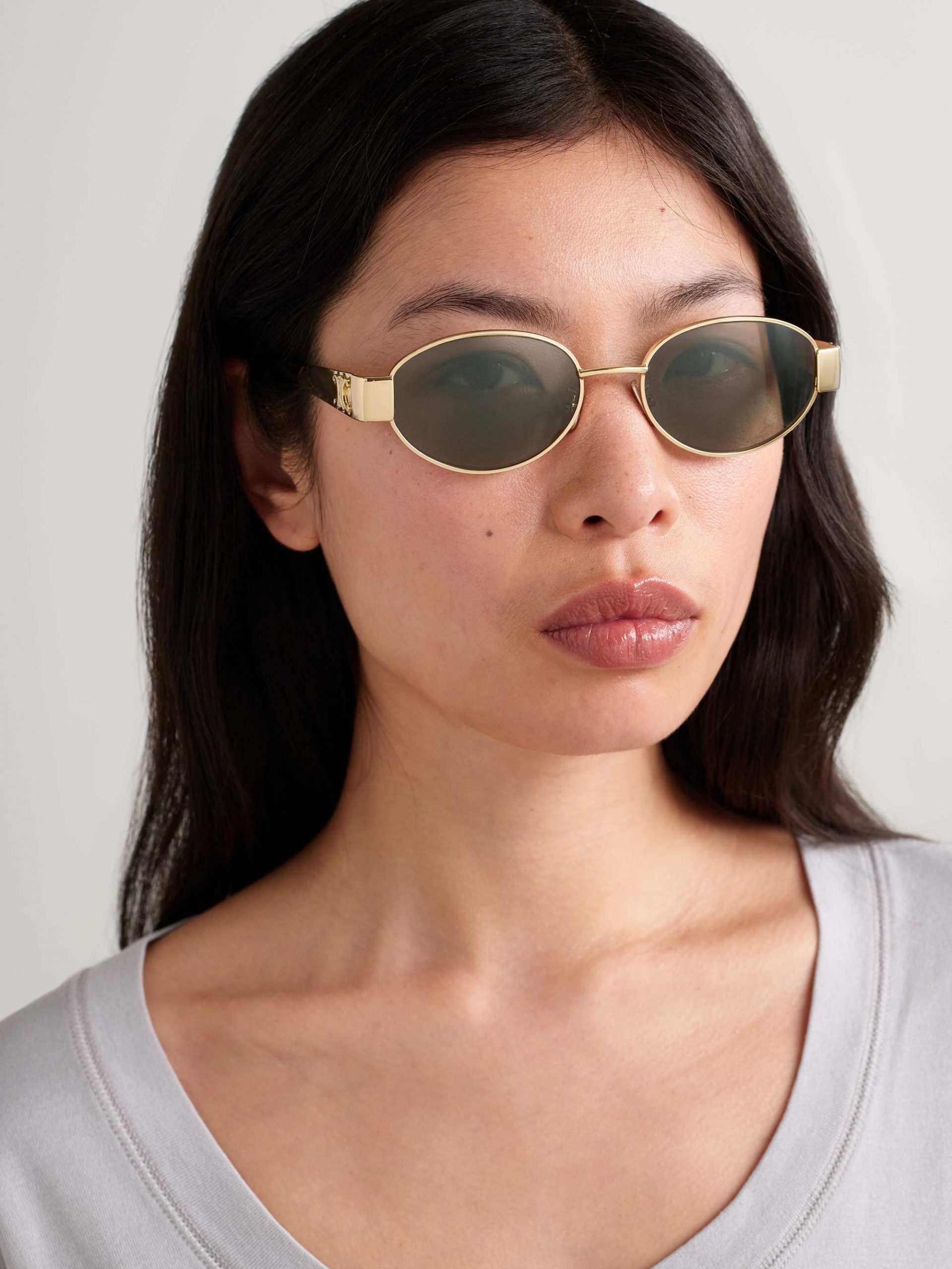 Not Visible Outfit Idea — Sunglasses