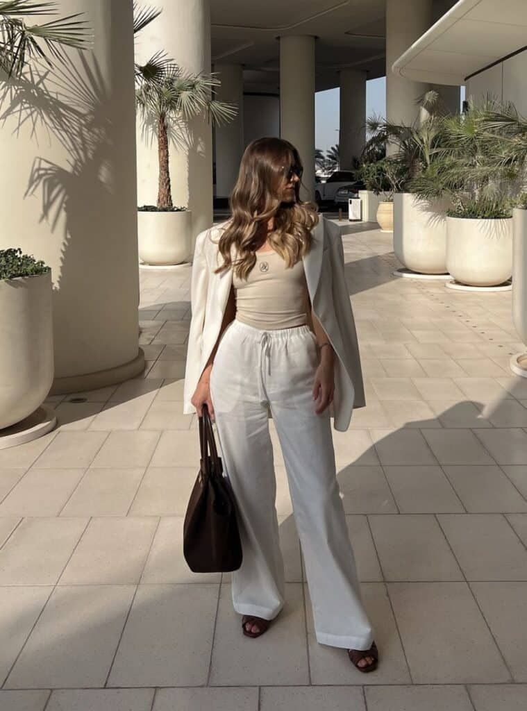 Effortless Chic: The Oversized Linen Blazer Effortless Chic: The Oversized Linen Blazer — Dubai Outfits