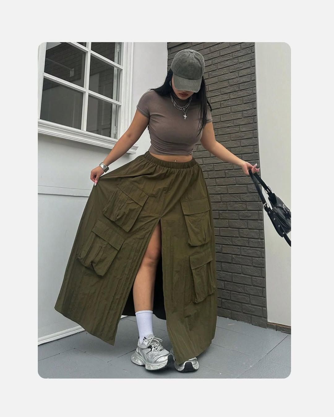 Olive Green Maxi Cargo Skirt with Cropped T-shirt and Sneakers — Cargo Skirt Outfits