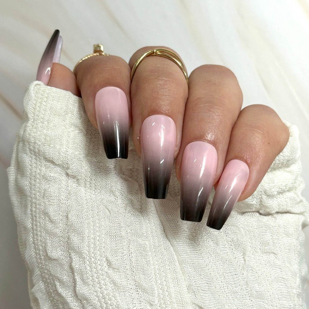 Pink to Black Ombre Coffin Nails Pink to Black Ombre Coffin Nails — Long Coffin Nails