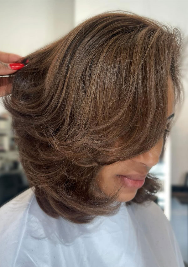 Collarbone-Length Voluminous Layered Bob — Hairstyles for Fine Hair