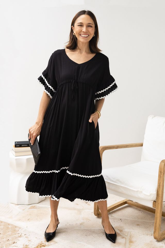Casual Black Midi Dress with Ric-Rac Trim — Cruise Dresses