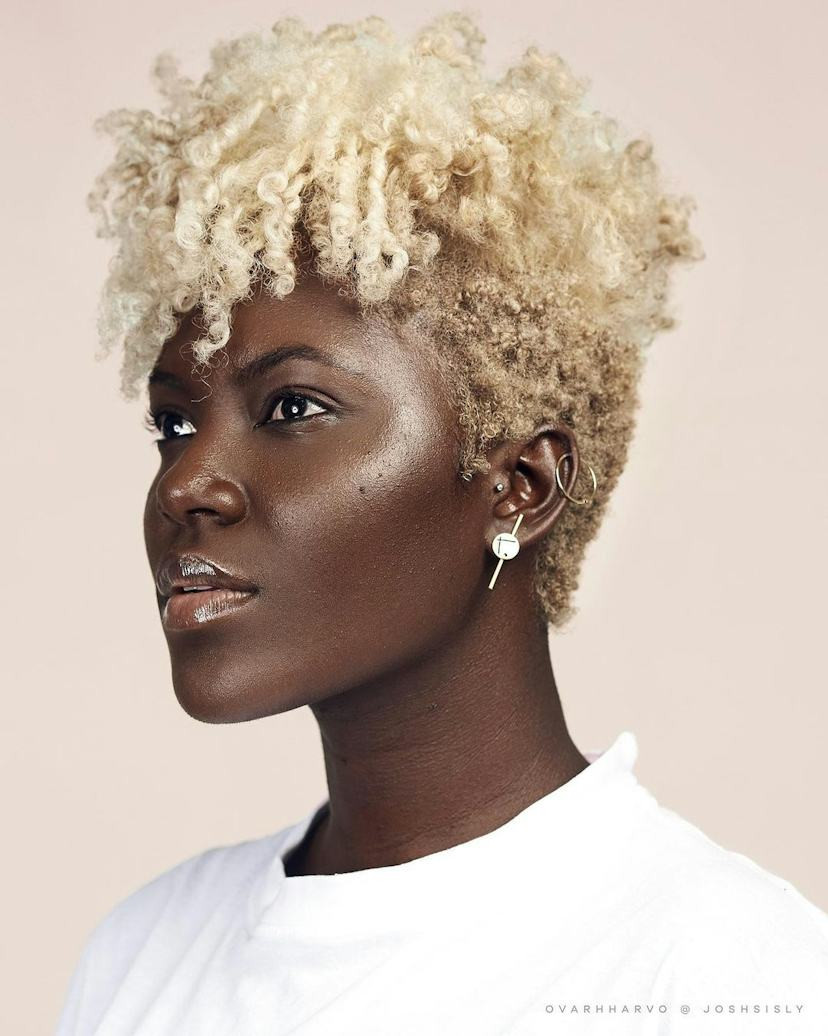 Platinum Blonde Pixie With Dark Roots — TWA Hairstyles