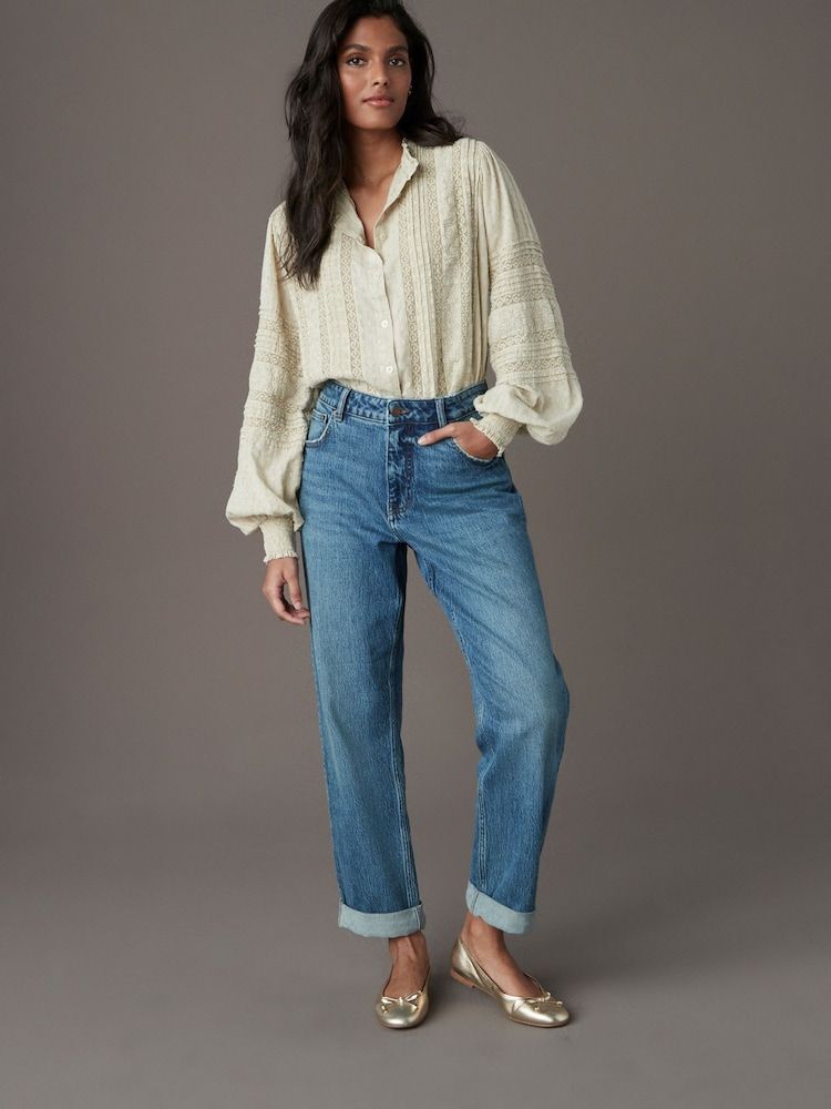 Rolled Cuffs and Lace Shirt for Chic Casual Rolled Cuffs and Lace Shirt for Chic Casual — Boyfriend Jeans