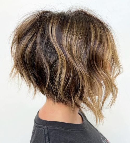 Collarbone Wavy Dark Brown Stacked Bob