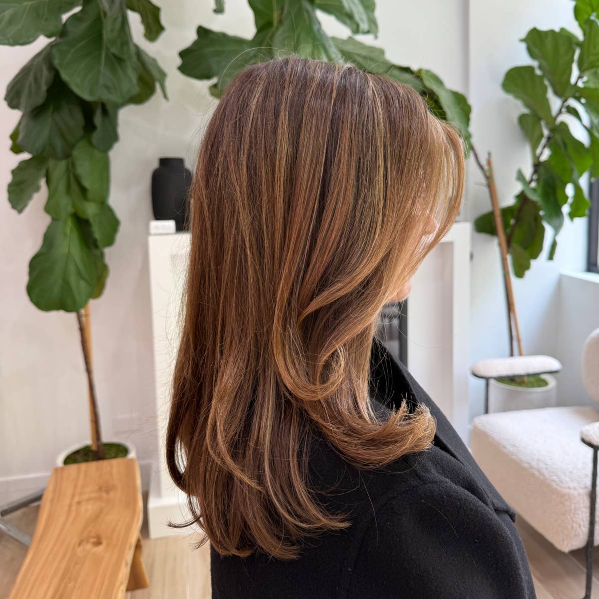 Invisible Layers With Soft Waves — Volumizing Haircuts for Thin Hair