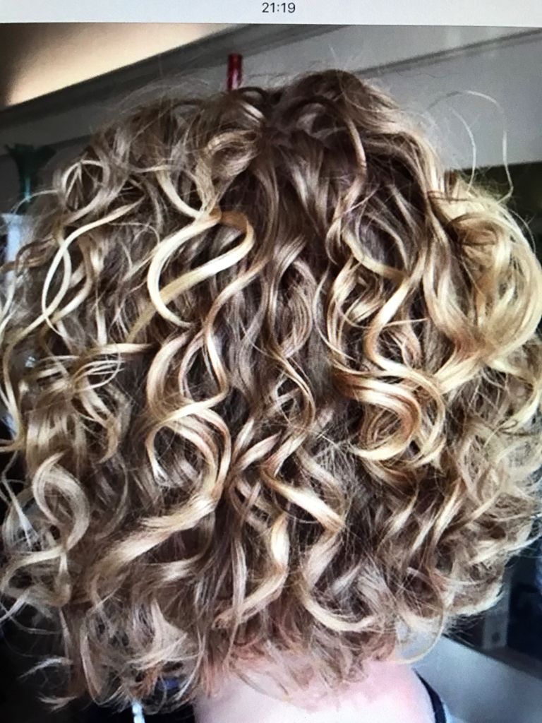 Honey Blonde Pixie Bob With Springy Curls Honey Blonde Pixie Bob With Springy Curls — Perms for Short Hair